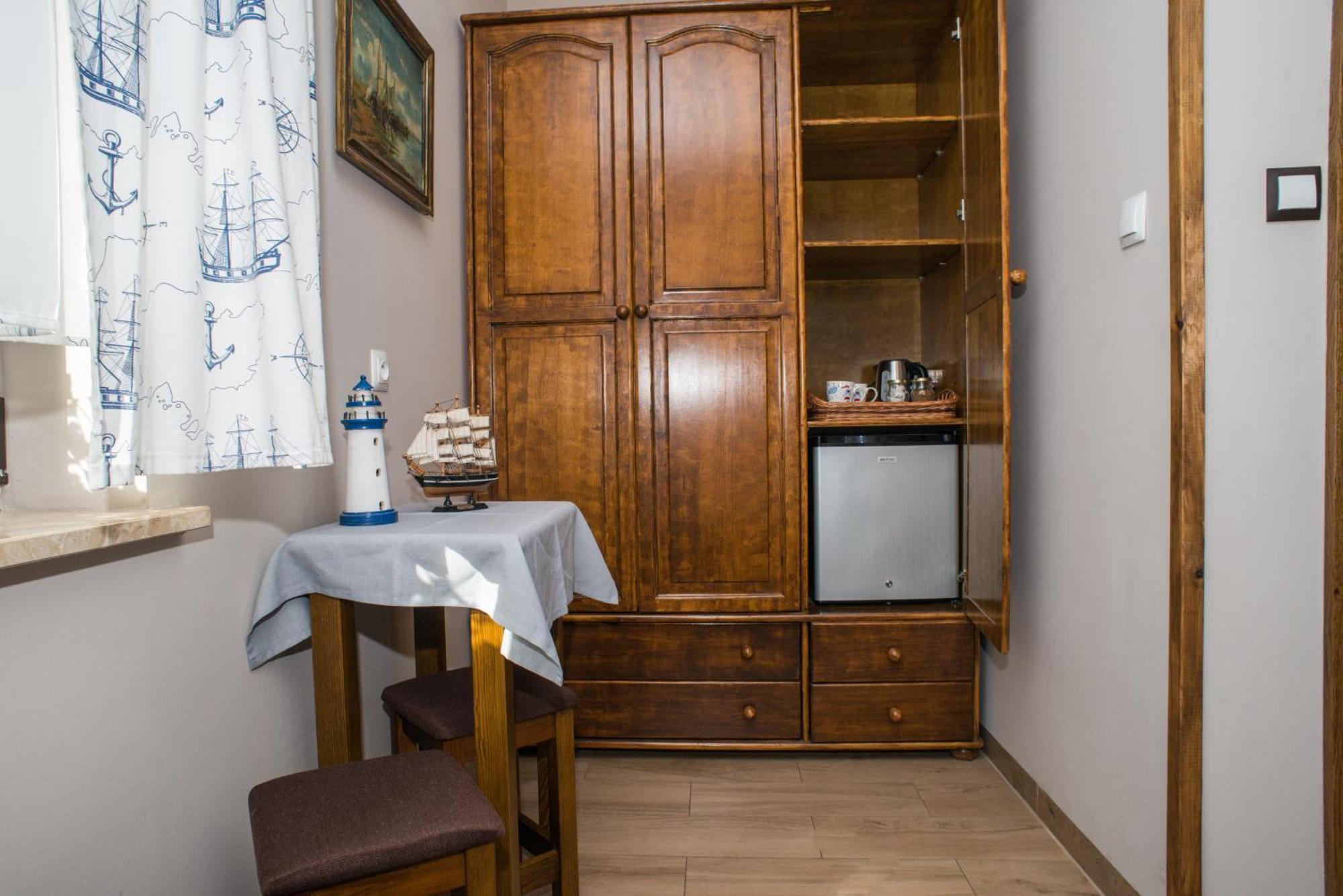 Zabytkowy Dom Latarnikow Hel Esterno foto